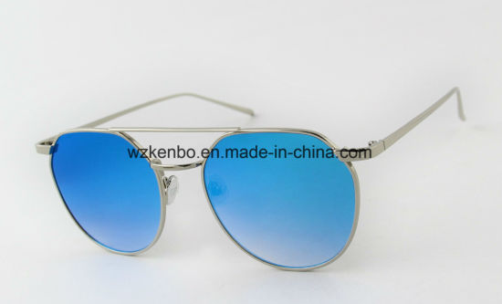 Fashion Coloured Lens with Latest Design Frame Metal Sunglasses Km17088